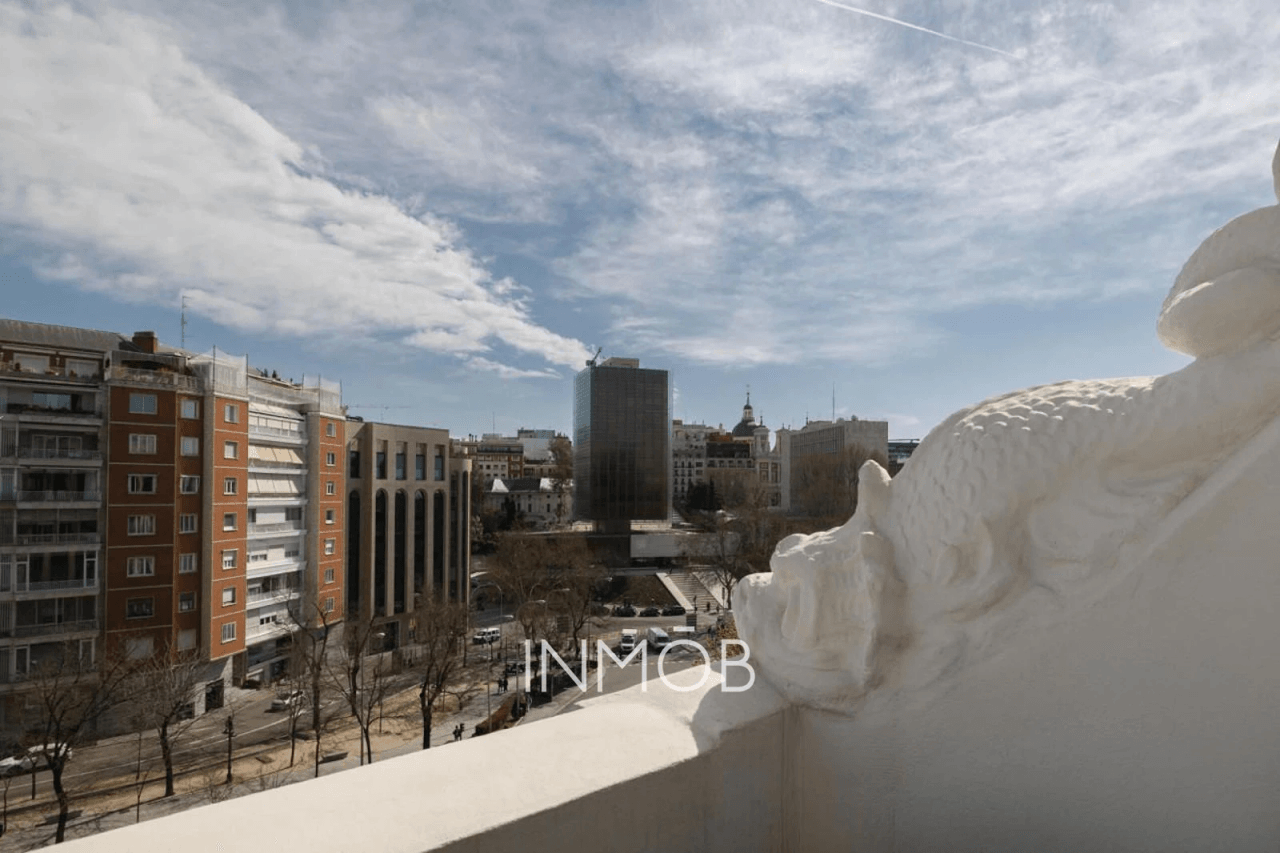 CASTELLANA RESIDENCES - EDIFICIO HISTORICO 1928 RESTAURADO