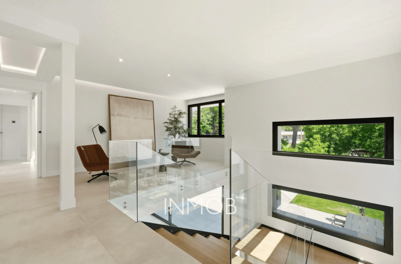 CASA SELLA - ARQUITECTURA CONTEMPORANEA en LAS LOMAS